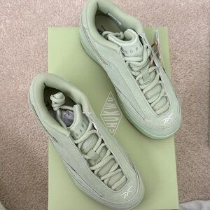 Reebok Mint Green kids basketball Shoes chukwu abuo